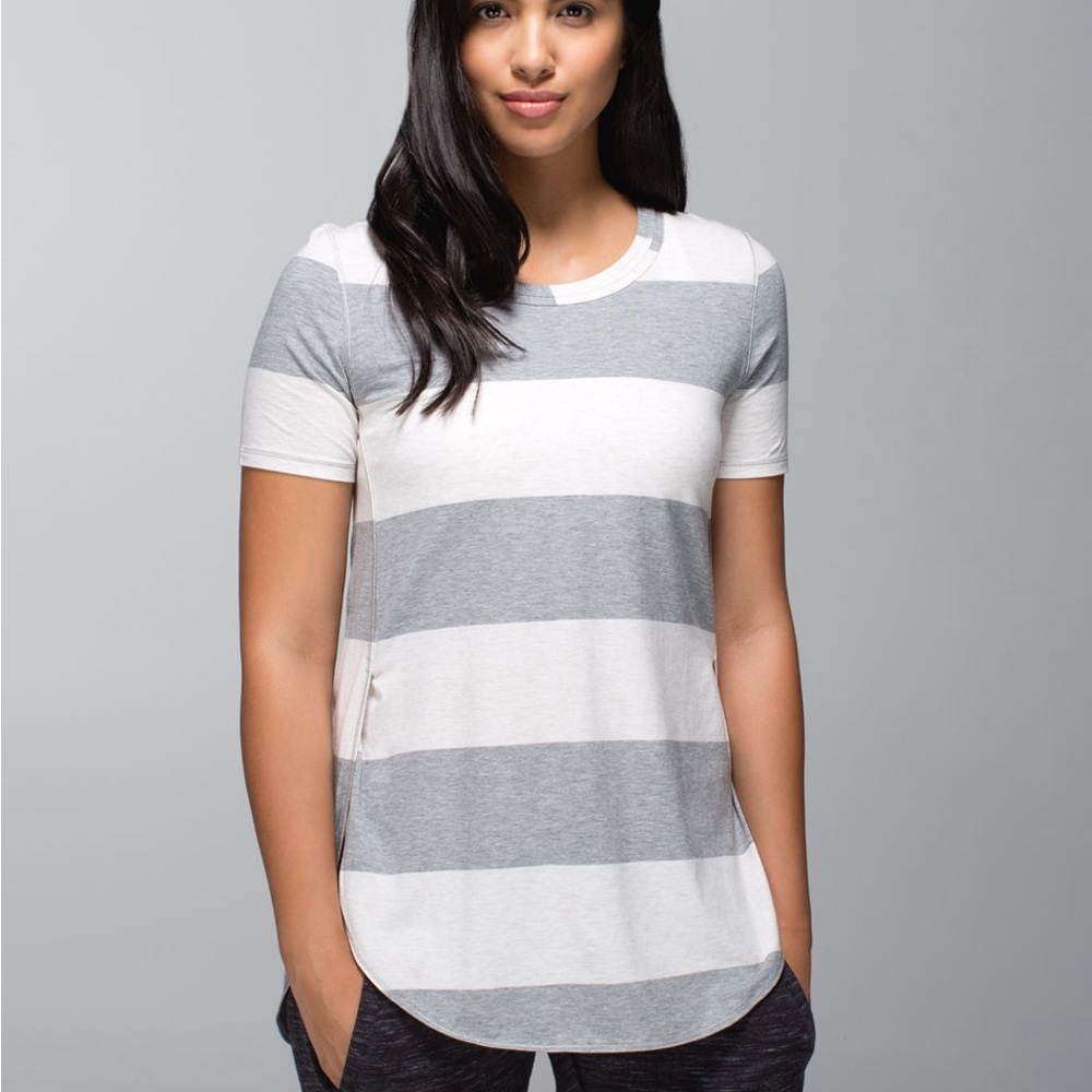 Lululemon OM Tee ~ 6